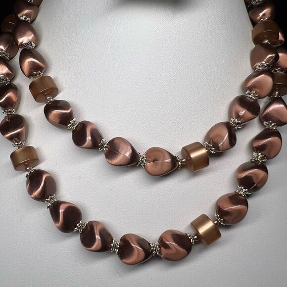 Vintage Signed Japan Iridescent Beads Double Strand Necklace - Picture 12 of 15